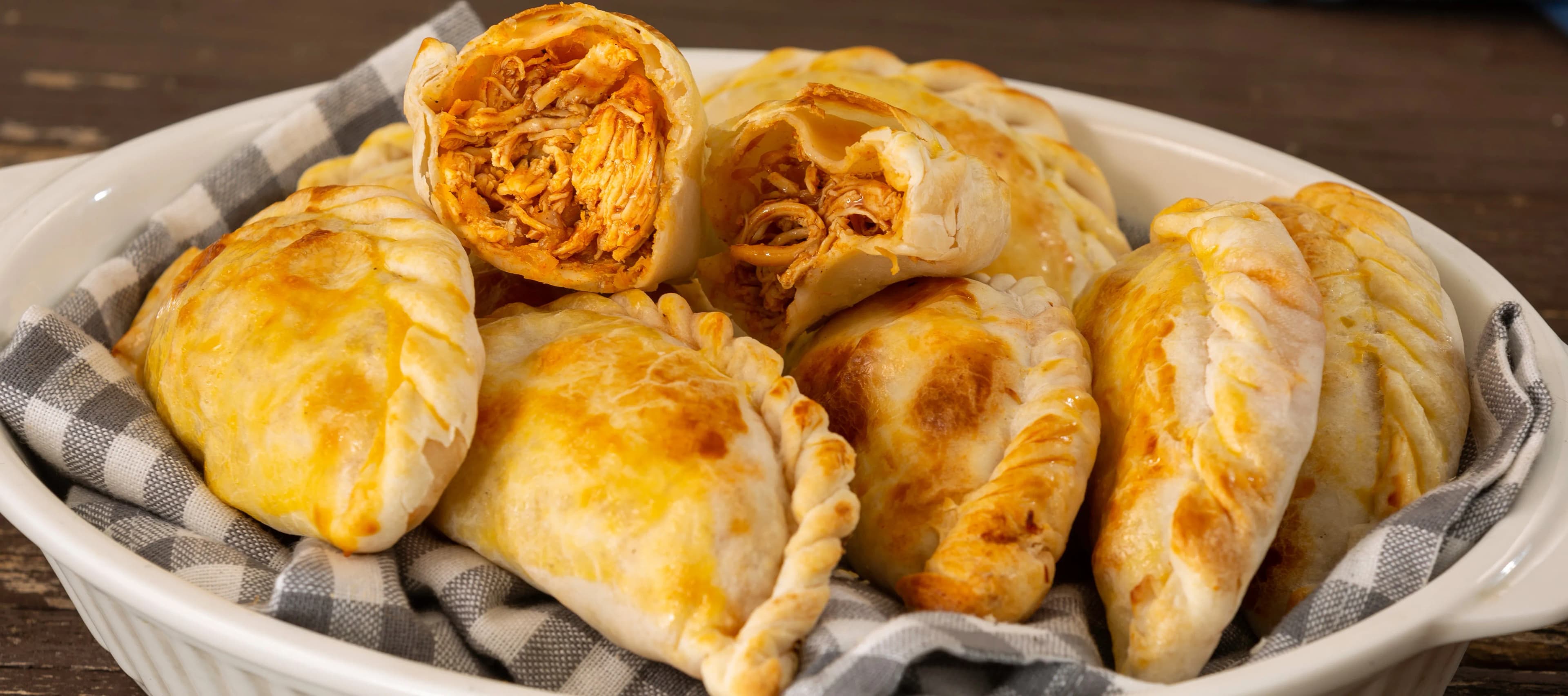 Empanadas de pollo crujientes y sencillas