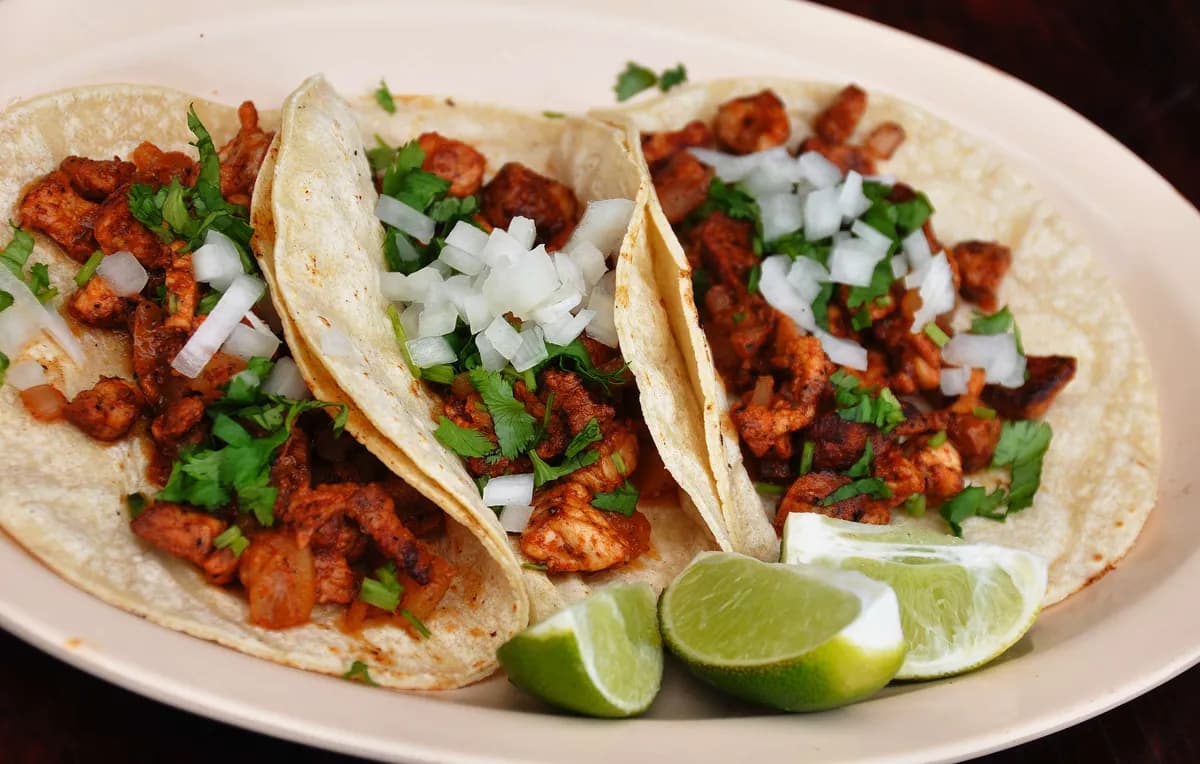 Tacos de Pollo al Pastor Caseros