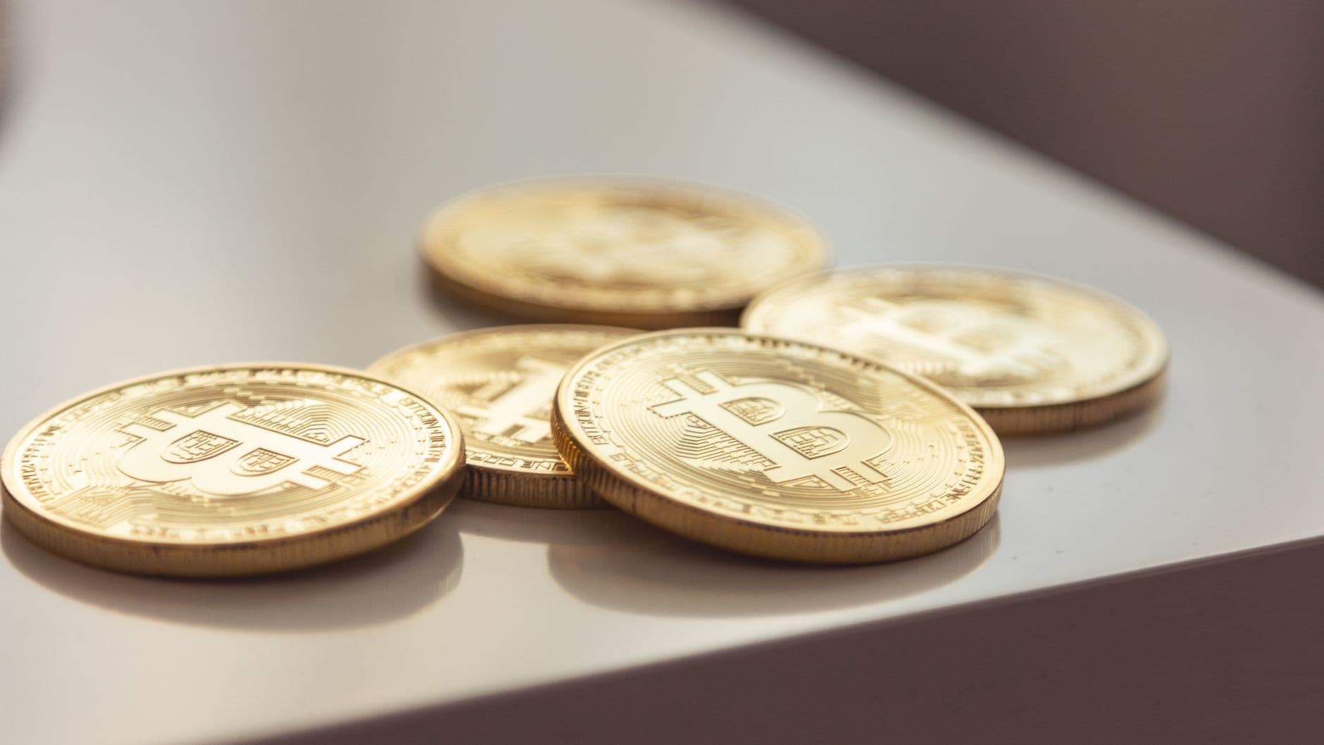 ETF de Bitcoin Spot 2026: Guía para Invertir desde Cero