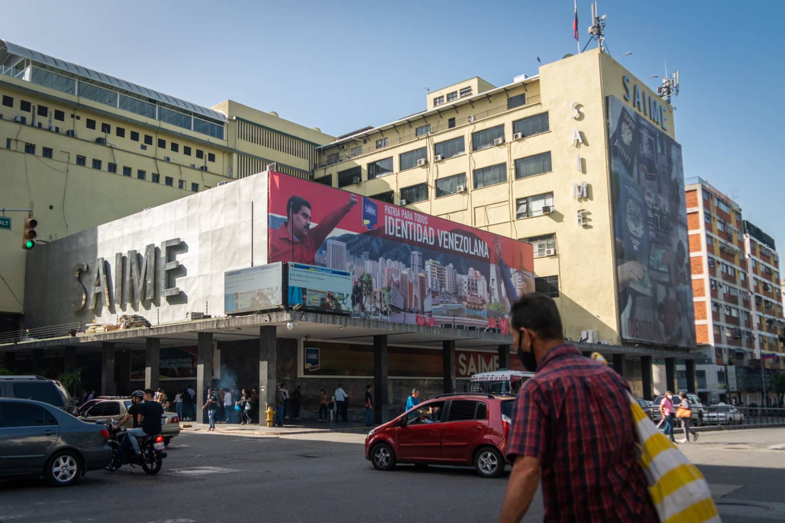 Saime Despierta el Interés: Miles Buscan Renovación de DNI Sin Cita