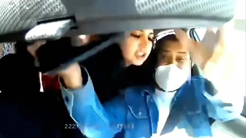 Conductor de Uber pidió que se pusieran la máscara